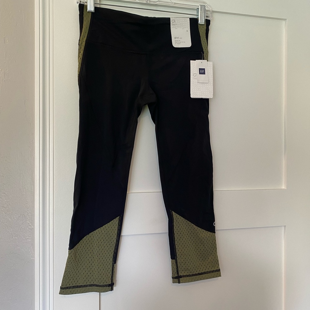 Gapfit Gfast cropped workout pants
